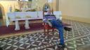 Unser Reiseleiter Hajo - erwartungsfroh in der Kirche in Villamontes